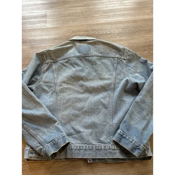 Levi's 70506-0216 Trucker Denim Jacket USA Made Size 44 Distressed